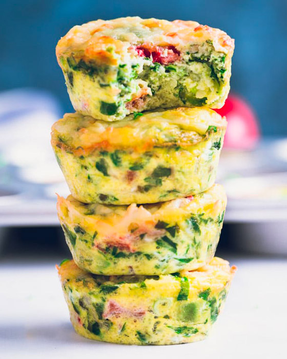 إليكم طريقة تحضير مافن البيض بالخضار الشهي والسهل صورة رقم 6