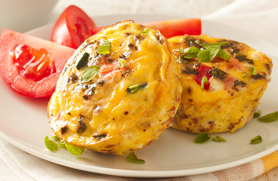 إليكم طريقة تحضير مافن البيض بالخضار الشهي والسهل صورة رقم 7