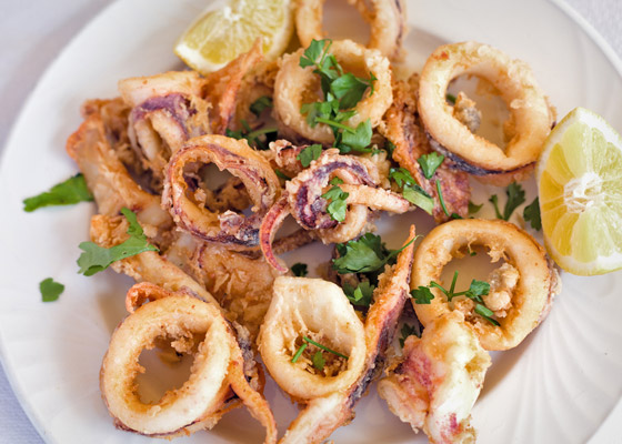 إليكم طريقة تحضير كالاماري مشوي بالثوم والصوص للرجيم صورة رقم 8