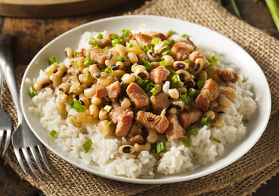 بالصور: إليكم 10 أطباق تقليدية شهية حول العالم تُعد احتفالا بالعام الجديد صورة رقم 1 بالصور: إليكم 10 أطباق تقليدية شهية حول العالم تُعد احتفالا بالعام الجديد صورة رقم 1