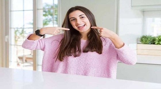 أطعمة يجب تناولها يومياً للحصول على أسنان قوية وصحية صورة رقم 1