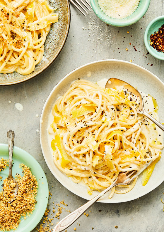 إليكم طريقة تحضير باستا الليمون والكريمة السهلة والشهية صورة رقم 3