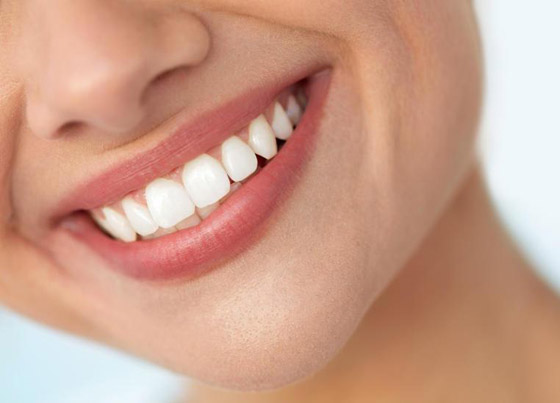 إليكم 4 طرق منزلية فعالة لتبييض الأسنان صورة رقم 8 إليكم 4 طرق منزلية فعالة لتبييض الأسنان صورة رقم 8