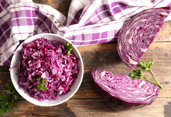 الوقاية من الأمراض والحفاظ على البشرة.. إليكم فوائد الملفوف الأحمر المذهلة صورة رقم 4