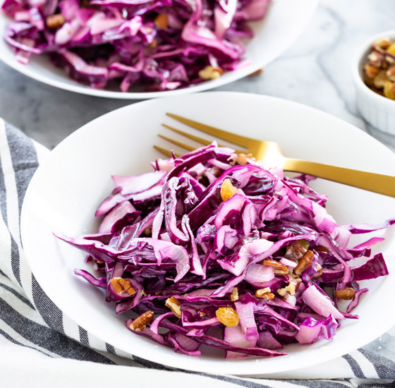 الوقاية من الأمراض والحفاظ على البشرة.. إليكم فوائد الملفوف الأحمر المذهلة صورة رقم 12