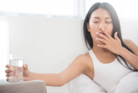 من بينها رائحة الفم الكريهة والجوع.. 8 علامات تدل على الإصابة بالجفاف صورة رقم 7