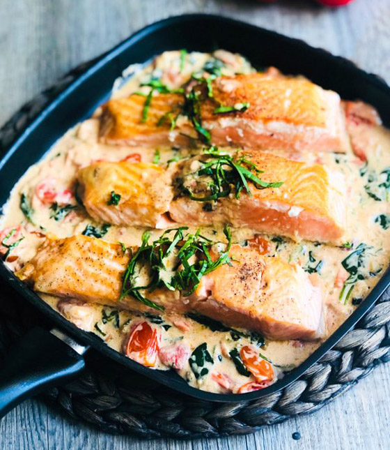 إليكم وصفة سمك السلمون بالسبانخ الشهية والسريعة صورة رقم 7