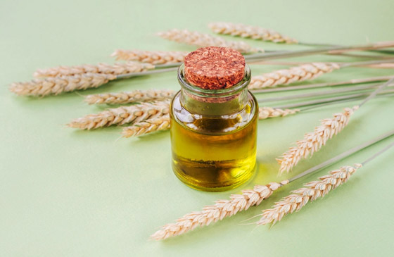 يعالج الالتهابات والكوليسترول.. 10 فوائد لزيت جنين القمح للصحة والجمال صورة رقم 3
