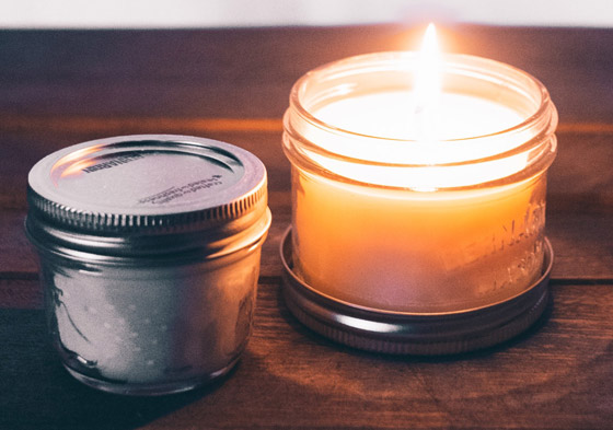 بمكونات بسيطة وخطوات سهلة.. إليكم طريقة صنع الشموع المعطرة بالمنزل صورة رقم 8