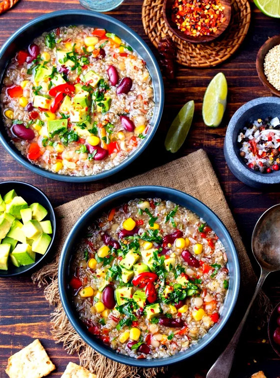 إليكم طريقة تحضير شوربة الكينوا بالخضار الصحية والشهية صورة رقم 2