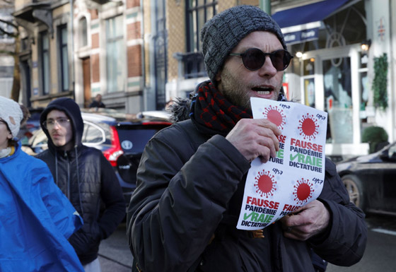 العالم يتعافى من كورونا (كوفيد).. خطوات متسارعة نحو التعايش صورة رقم 5 العالم يتعافى من كورونا (كوفيد).. خطوات متسارعة نحو التعايش صورة رقم 5