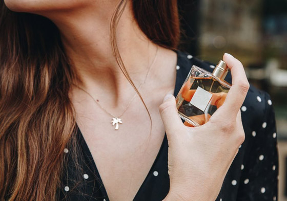 إليكم نصائح وأسرار مدهشة تجعل عطركم يدوم طويلا في رمضان صورة رقم 3