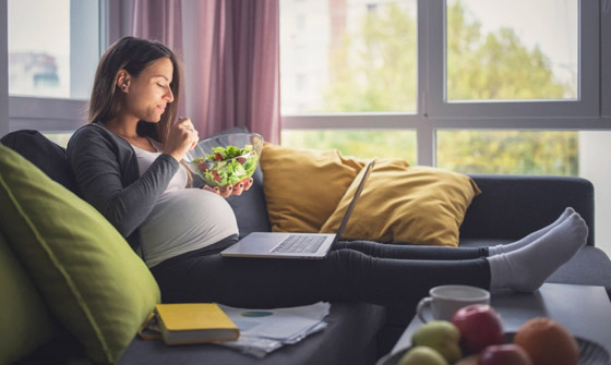 لتحافظي على صحتك وصحة الجنين.. أفضل الأطعمة لتناولها بفترة الحمل صورة رقم 14