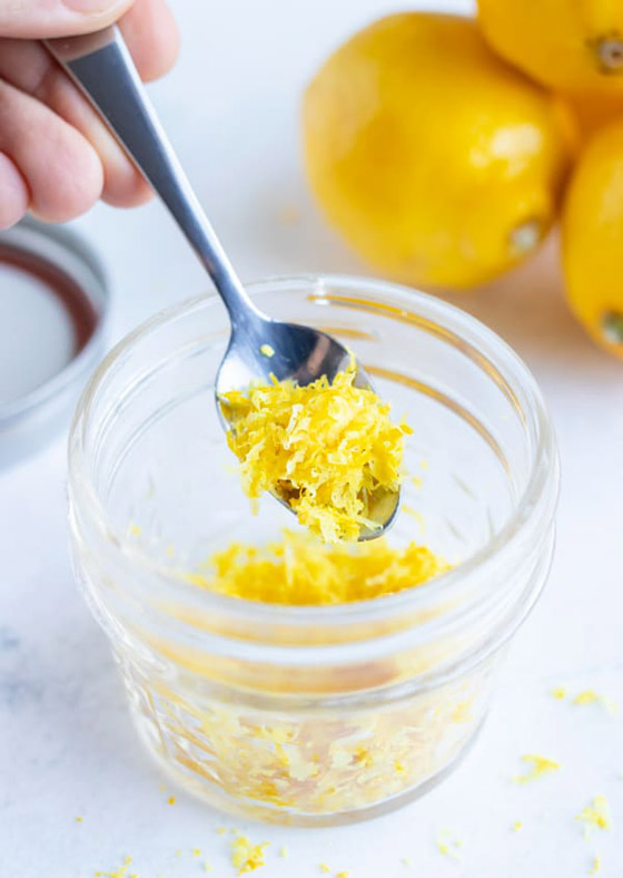 للصحة والجمال والمنزل.. 12 استخداما لقشر الليمون ستوقفكم عن رميه صورة رقم 5