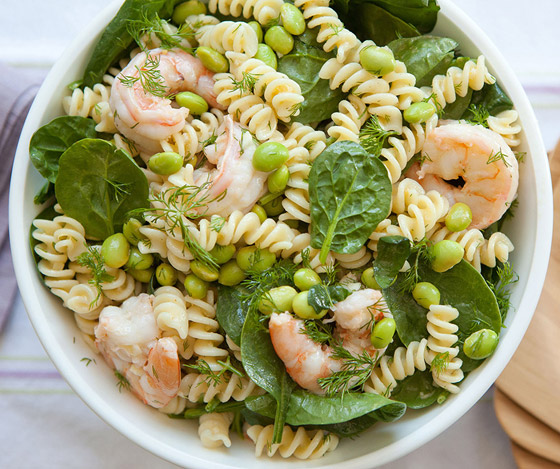 إليكم طريقة تحضير سلطة المعكرونة بالجمبري اللذيذة للرجيم صورة رقم 6