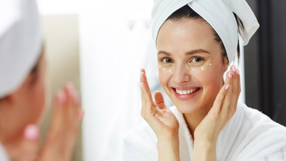 فوائد واستخدامات خشب الصندل لبشرتك صورة رقم 1