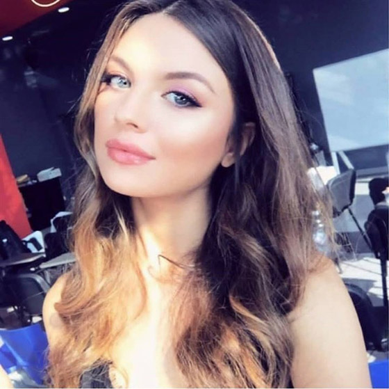 صور: ملكة جمال لبنان بإطلالة رياضية مثيرة.. ما رأيكم بجمالها؟ صورة رقم 6