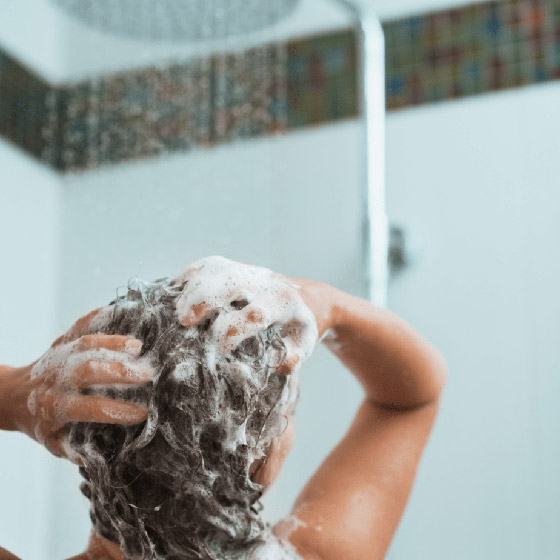 اعرفي الفرق بين الشامبو وغسول الشعر صورة رقم 5