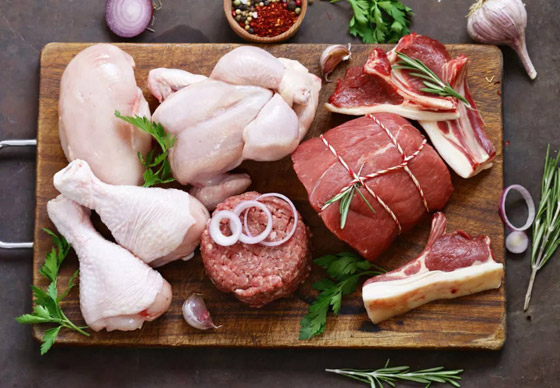 منها الدجاج والحليب.. قائمة بالأطعمة الأكثر ارتباطا بالتسمم الغذائي صورة رقم 1