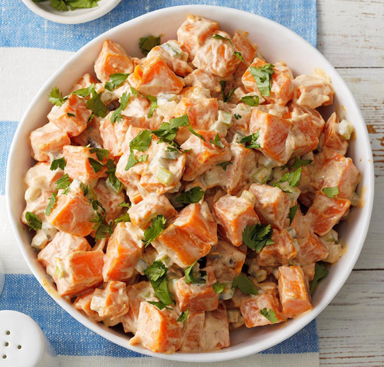 إليكم طريقة تحضير سلطة البطاطا الحلوة الصحية بطعمها الطيب والمميز صورة رقم 3