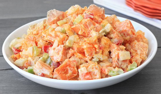 إليكم طريقة تحضير سلطة البطاطا الحلوة الصحية بطعمها الطيب والمميز صورة رقم 6