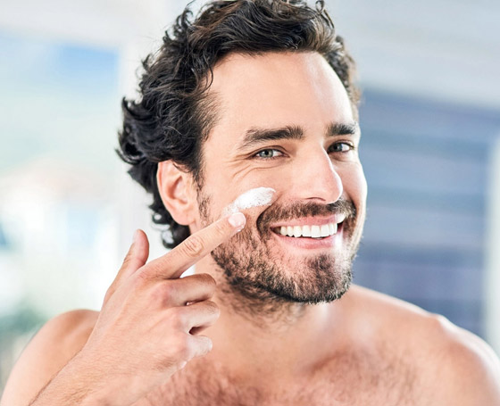 ليست حكرا على النساء! نصائح لتنظيف البشرة يحتاج كل رجل إلى معرفتها صورة رقم 1