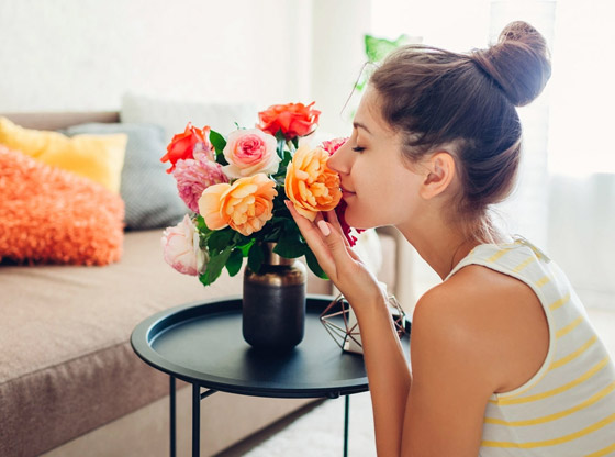 تقوي الذاكرة وتكافح التوتر.. 8 فوائد مذهلة لاستخدام الزهور بتزيين المنزل صورة رقم 4