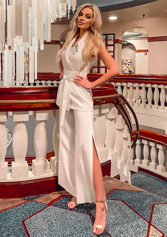 بالصور: تعرفوا إلى البولندية الفائزة بلقب ملكة جمال العالم 2021 صورة رقم 15