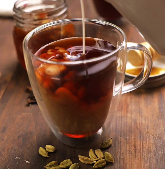 مشروب ديتوكس لتنظيف الجسم.. إليكم فوائد شاي الحبهان وطرق تحضيره صورة رقم 10