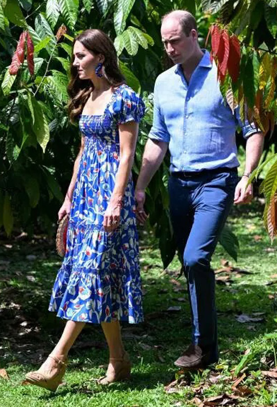 بالصور: كيت ميدلتون بإطلالة صيفية مشرقة.. وهذه تفاصيلها بالأسعار صورة رقم 18 بالصور: كيت ميدلتون بإطلالة صيفية مشرقة.. وهذه تفاصيلها بالأسعار صورة رقم 18