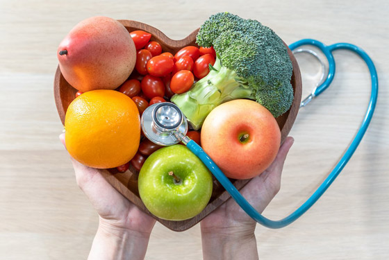 أفضل عادات غذائية لخفض الكوليسترول في الدم بعد سن الـ50 صورة رقم 4