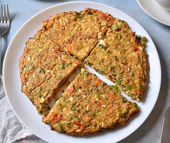 إليكم طريقة تحضير عجة البيض بالشوفان الشهية والصحية صورة رقم 5