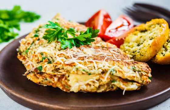 إليكم طريقة تحضير عجة البيض بالشوفان الشهية والصحية صورة رقم 2