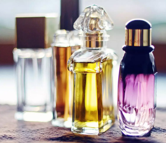 ملمع الشفاه.. احذروا هذه المواد الخطيرة والضارة بمستحضرات التجميل! صورة رقم 5