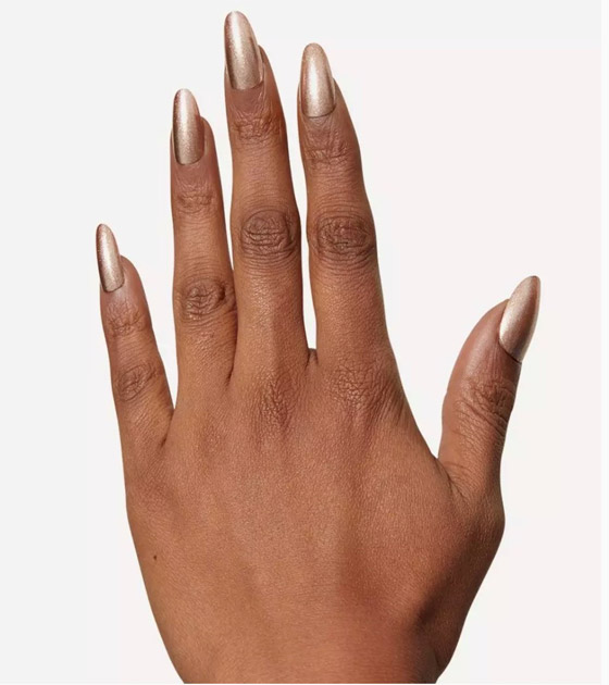 ألوان طلاء للأظافر لن تبطل موضتها أبداً صورة رقم 5