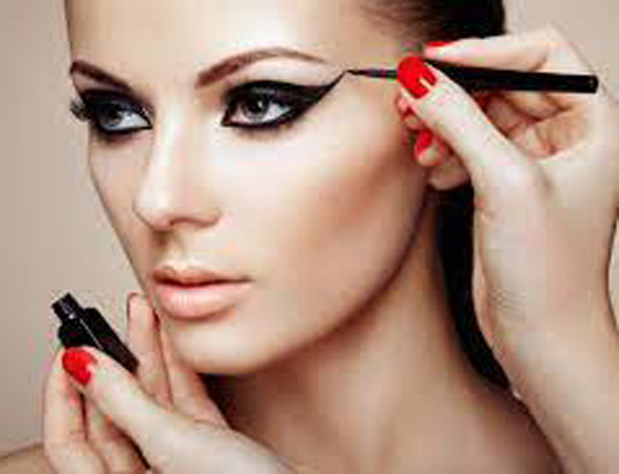 5 حيل مكياج عليكِ اتباعها لتُظهرك أصغر سناً صورة رقم 7