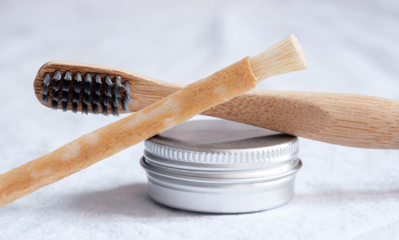 مضاد للبكتيريا ويمنع التسوس والتهابات اللثة.. تعرفوا على فوائد المسواك صورة رقم 3 مضاد للبكتيريا ويمنع التسوس والتهابات اللثة.. تعرفوا على فوائد المسواك صورة رقم 3