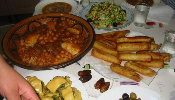 بالصور.. إليكم 10 أطباق مميزة تزين الموائد الرمضانية صورة رقم 3 بالصور.. إليكم 10 أطباق مميزة تزين الموائد الرمضانية صورة رقم 3