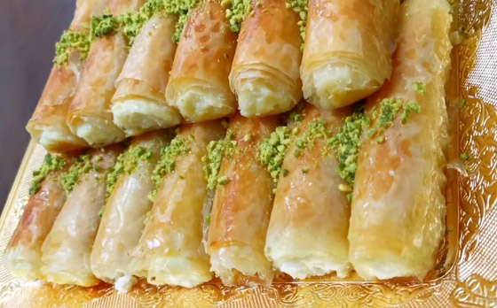 حلوى رمضان: إليكم طريقة تحضير أصابع البقلاوة بالقشطة الشهية صورة رقم 2 حلوى رمضان: إليكم طريقة تحضير أصابع البقلاوة بالقشطة الشهية صورة رقم 2