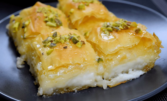 حلوى رمضان: إليكم طريقة تحضير أصابع البقلاوة بالقشطة الشهية صورة رقم 7 حلوى رمضان: إليكم طريقة تحضير أصابع البقلاوة بالقشطة الشهية صورة رقم 7