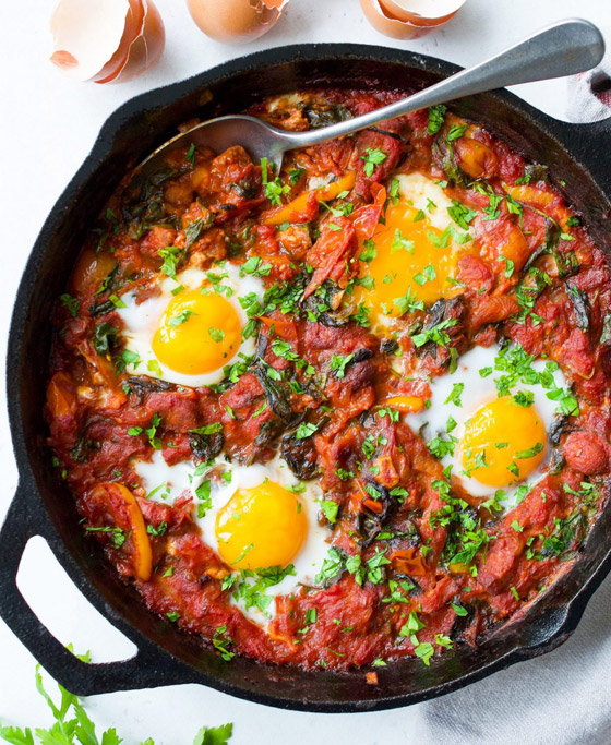 إليكم وصفة البيض بالطماطم لسحور رمضاني سهل وطيب صورة رقم 4 إليكم وصفة البيض بالطماطم لسحور رمضاني سهل وطيب صورة رقم 4