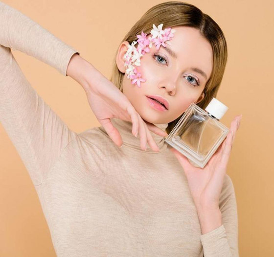 إليكم نصائح وأسرار مدهشة تجعل عطركم يدوم طويلا في رمضان صورة رقم 1