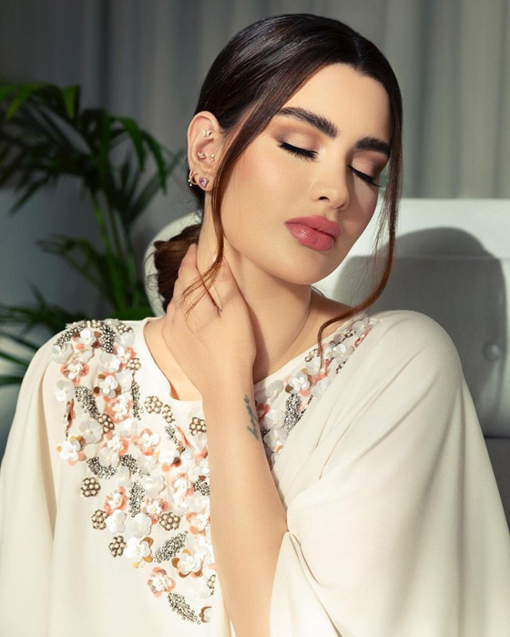 استوحي مكياجك الرمضاني من النجمات صورة رقم 1