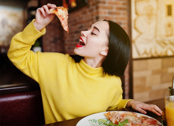 تعرفوا على أطعمة نأكلها يوميا تحتوي على نسب مسموح بها من الحشرات صورة رقم 1 تعرفوا على أطعمة نأكلها يوميا تحتوي على نسب مسموح بها من الحشرات صورة رقم 1