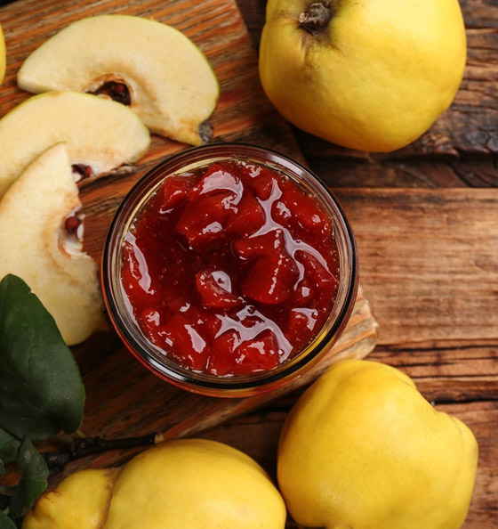 فاكهة الحامض والحلو معا.. حضروا مربى السفرجل اللذيذة خطوة بخطوة صورة رقم 3