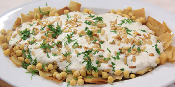 إليكم طريقة تحضير الفتة باللبن الشهية بطريقة سهلة صورة رقم 4