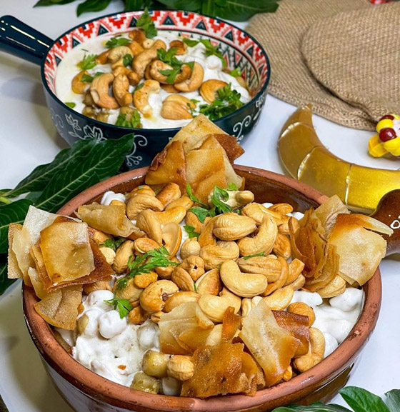 إليكم طريقة تحضير الفتة باللبن الشهية بطريقة سهلة صورة رقم 6