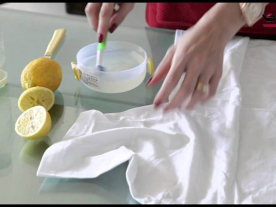 وصفة سحرية للتخلص من بقع الزيت العنيدة على الملابس صورة رقم 4