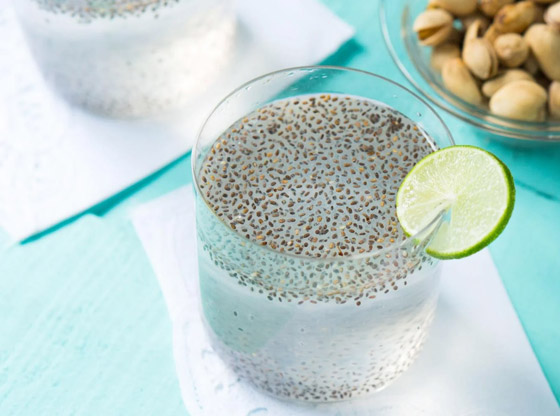 وصفة ماء بذور الشيا لبشرة متألقة خالية من البهتان صورة رقم 4 وصفة ماء بذور الشيا لبشرة متألقة خالية من البهتان صورة رقم 4