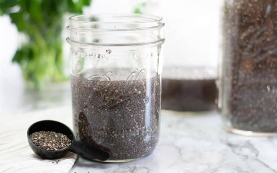 وصفة ماء بذور الشيا لبشرة متألقة خالية من البهتان صورة رقم 6 وصفة ماء بذور الشيا لبشرة متألقة خالية من البهتان صورة رقم 6